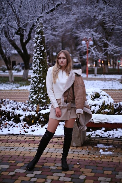 Guía Definitiva: Faldas SHEIN con Botas para un Invierno 2025 a la Moda en EE. UU.